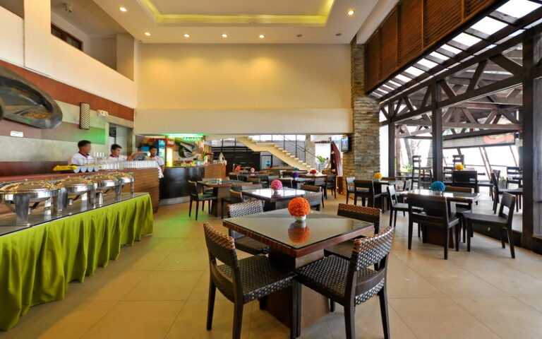 Boracay-Crown-Regency-Resort-03