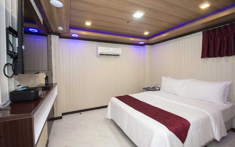 Diamond-Water-Edge-Boracay-90