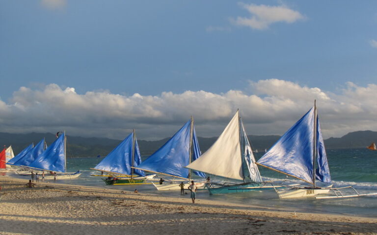 Golden-Phoenix-Hotel-Boracay-06