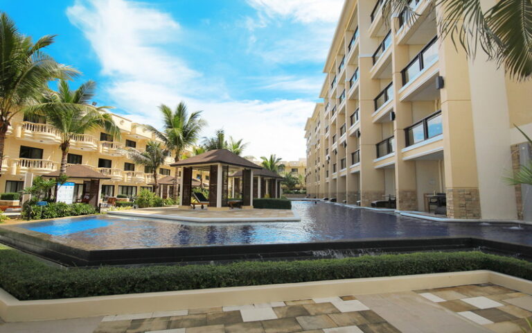 Henann-Garden-Resort-Boracay-04