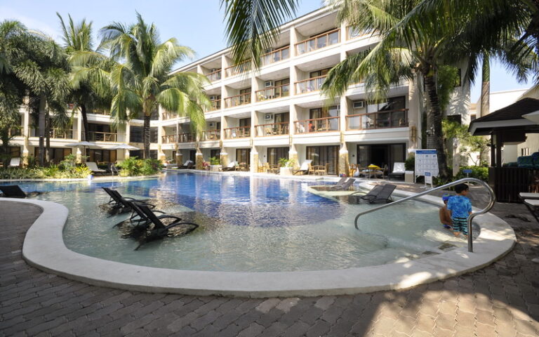 Henann-Lagoon-Resort-Boracay-02