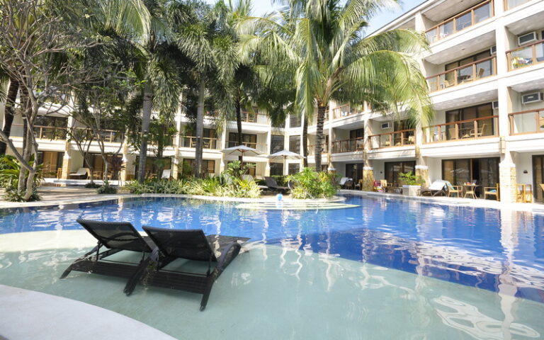 Henann-Lagoon-Resort-Boracay-03