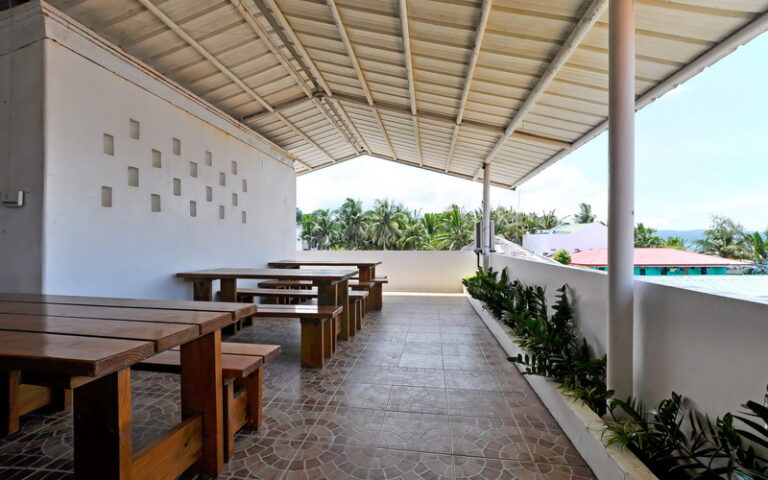 Roxon-Apartments-Boracay-04