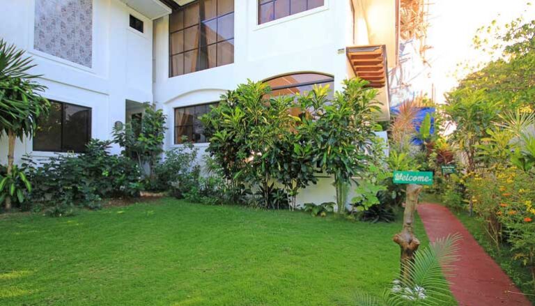 Summer-Breeze-Boracay-2