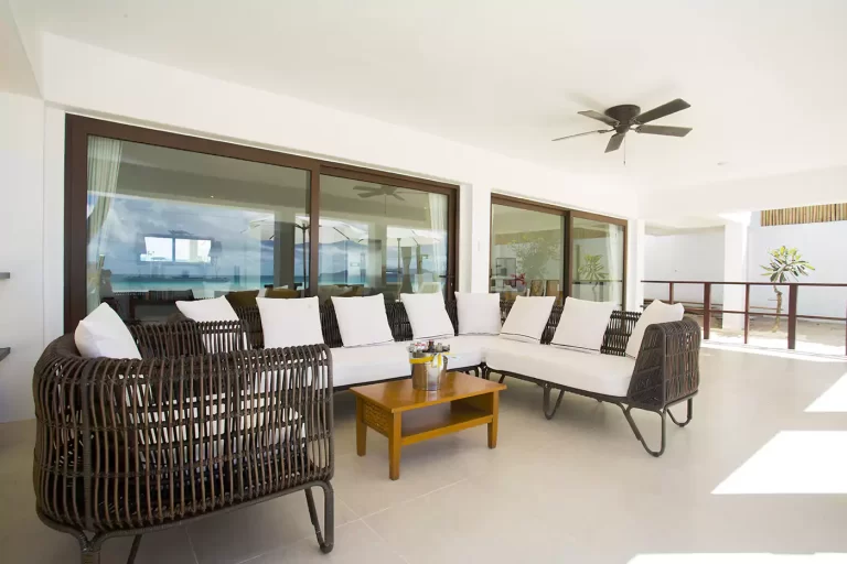 40-Robinson-Beach-House-Boracay-2021