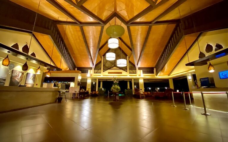 Alta-Vista-Boracay-01