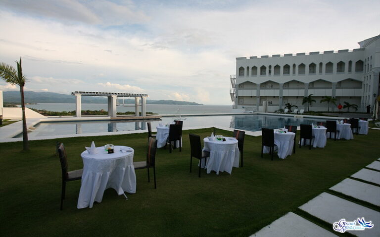 Boracay-Grand-Vista-Resort-7