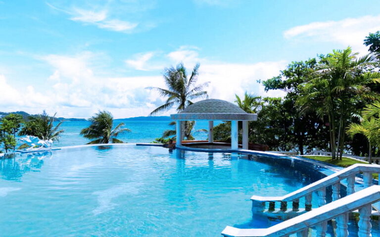Lingganay-Hotel-Resort-Boracay-01