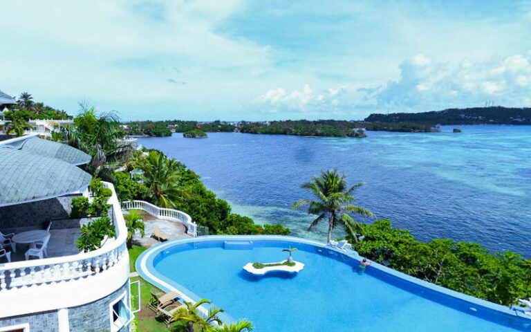 Lingganay-Hotel-Resort-Boracay-02