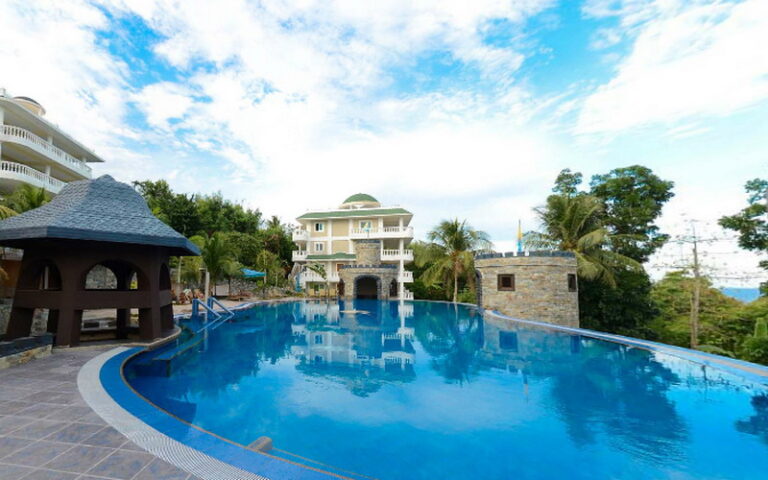 Lingganay-Hotel-Resort-Boracay-03