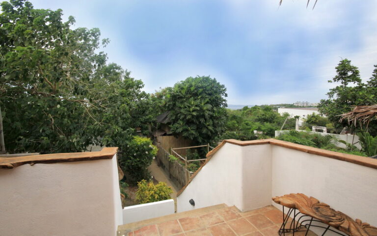 Love-Shack-Boracay-01