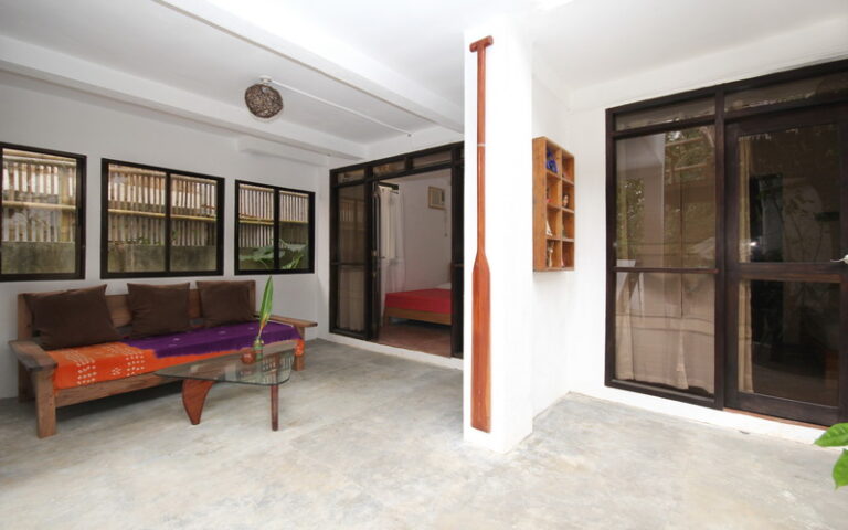 Love-Shack-Boracay-02