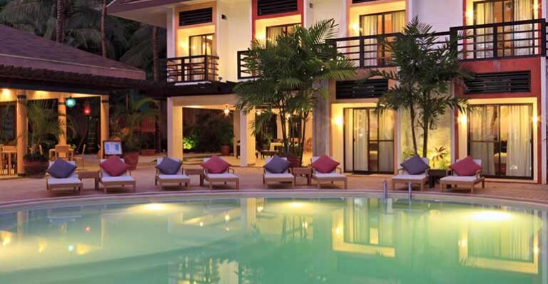 Microtel-in-Boracay-1