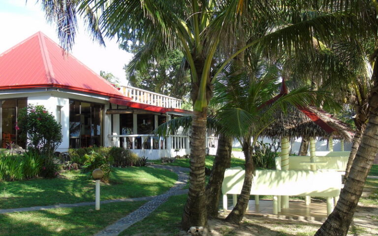 Phaidon-Beach-Resort-03