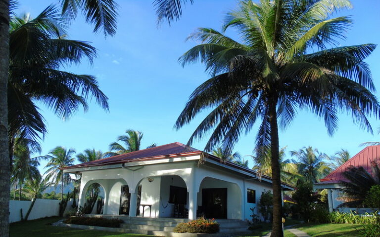 Phaidon-Beach-Resort-Boracay-Villa-Beachfront-01